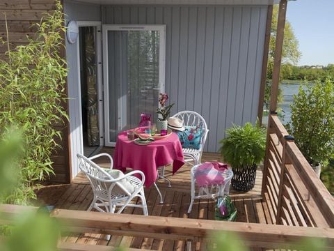 MOBILE HOME 4 people - Comfort 25m² (2 bedrooms) + covered terrace 10m² + TV 4 pers.