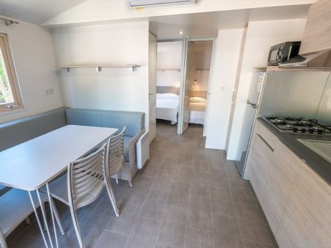 MOBILHOME 4 personnes - Comfort XL | 2 Ch. | 4 Pers. | Terrasse surélevée | Clim