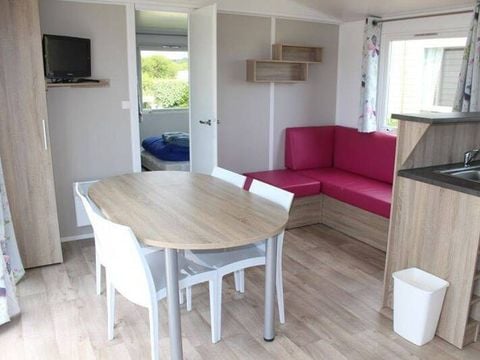 MOBILHOME 6 personnes - Mobil home Classique 3 chambres 6 personnes,33m² (modèle 2010)					