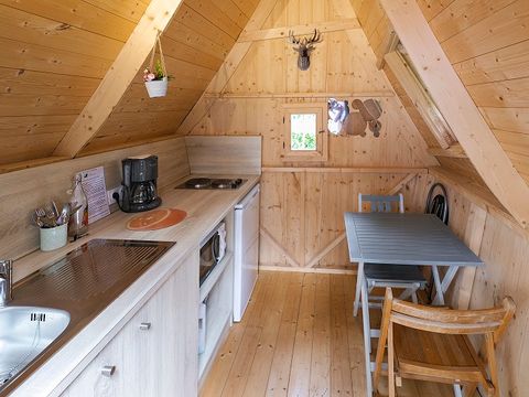 HÉBERGEMENT INSOLITE 2 personnes - Cabane la Goutte d'ô