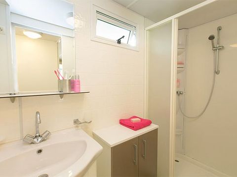 MOBILHOME 6 personnes - Mobil-home | Classic | 3 Ch. | 4/6 Pers. | Terrasse surélevée | Clim.