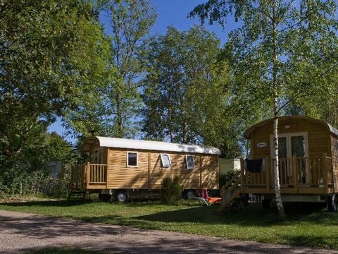 UNUSUAL ACCOMMODATION 4 people - Caravan