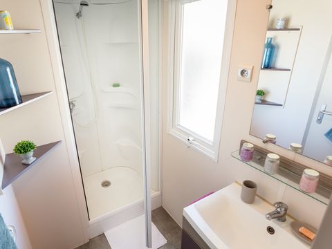 MOBILHOME 6 personnes - Classic | 2 Ch. | 4/6 Pers. | Terrasse surélevée non couverte | Clim.