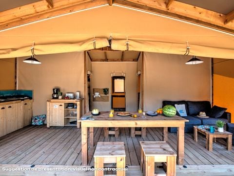 CANVAS AND WOOD TENT 5 people - 35m² Cotton Toilé cabin (2 bedrooms) + TV + Semi-covered terrace