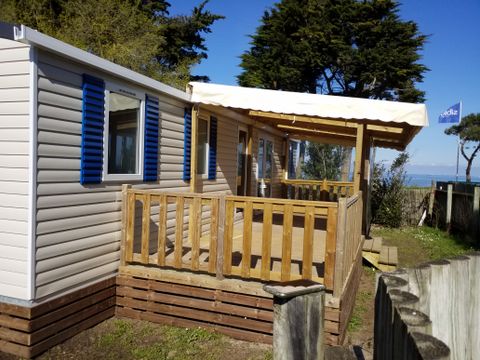 MOBILE HOME 4 people - 2 bedrooms (40m2) - dishwasher and/or washing machine - 2 bathrooms - sea view