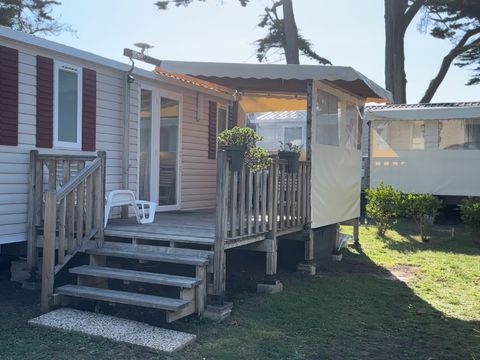 MOBILHOME 6 personnes - 3 chambres (jusqu'à 40m²) - 1 SDB