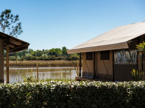 TENTE TOILE ET BOIS 5 personnes - Sunlodge  Confort (pas de douche)