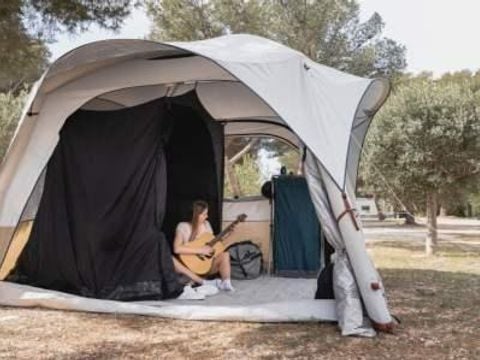 TENTE 4 personnes - Prêt à Camper Quatro Confort + Frigo