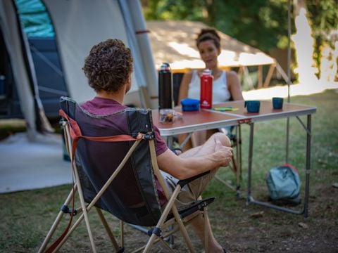 TENTE 4 personnes - Prêt à Camper Quatro Confort + Frigo