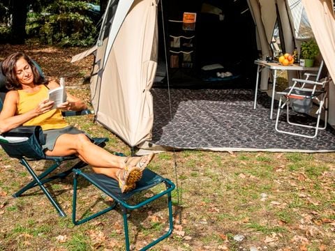 TENTE 6 personnes - Prêt à Camper Tribu 3 chambres + Frigo