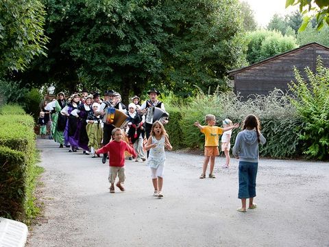 Village Vacances Le Hameau Saint Martial - Camping Aveyron - Image N°12