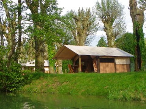 Camping les Promenades Quingey - Camping Doubs - Image N°2