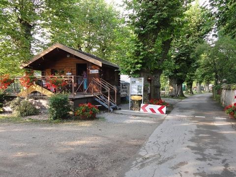 Camping les Promenades Quingey - Camping Doubs - Image N°4