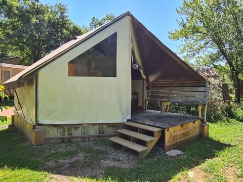 BUNGALOW TOILÉ 4 personnes - STYLE JUNIOR (Sans sanitaires)