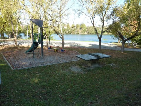 Camping du Plan d'Eau - Camping Haute-Garonne - Image N°10