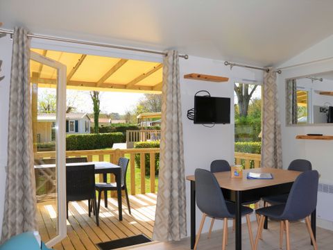 MOBILE HOME 6 people - NEW// Mobile-home Premium 40m² (3bed-6pers) + 2 bathrooms + TV + LV + Plancha