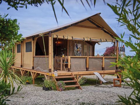 CANVAS AND WOOD TENT 6 people - Lodge Tent KENYA