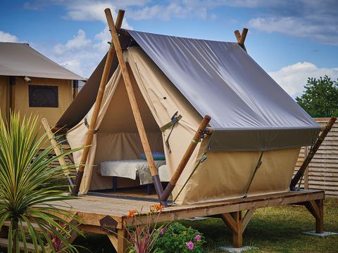 CANVAS AND WOOD TENT 2 people - Lodge Tent MOOREA