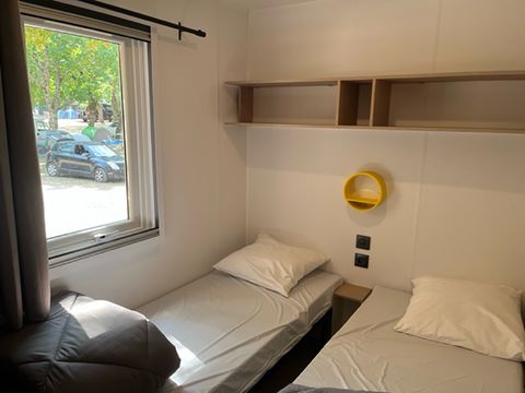 MOBILE HOME 6 people - Premium space 31m² 3 bedrooms air conditioning TV