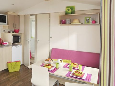 MOBILHOME 4 personnes - Confort 25m² (2 chambres) + TV + Terrasse intégrée - Arrivée Dimanche