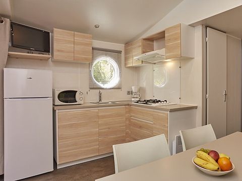 MOBILHOME 6 personnes - Mobil-home | Comfort | 3 Ch. | 6 Pers. | Terrasse Couverte | Clim. | TV