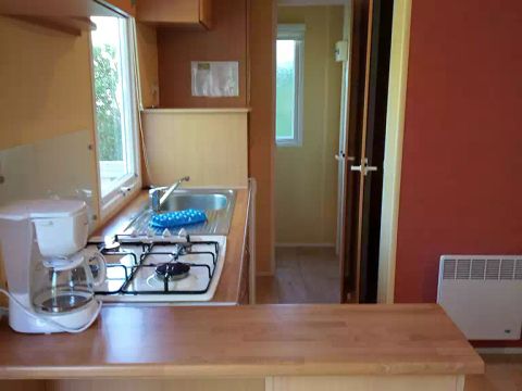 MOBILE HOME 6 people - 5/6 person mobile home with sanitary facilities and tv with covered terrace