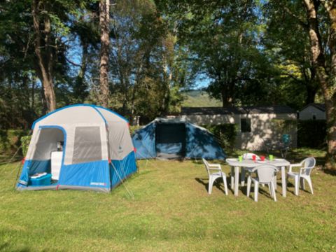 TENTE 4 personnes - Prêt à camper (sans sanitaire)