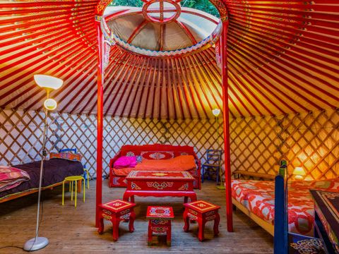 UNUSUAL ACCOMMODATION 2 people - yurt