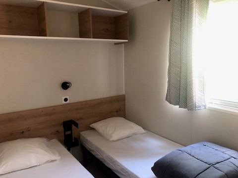 MOBILHOME 4 personnes - BAHIA 2023 - 29m²  2 chambres avec terrasse bois couverte - LAVE VAISSELLE inclus