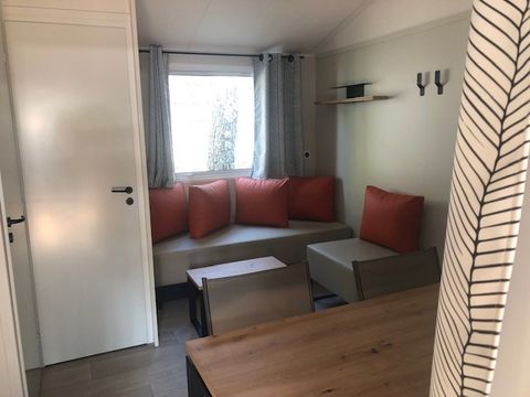 MOBILHOME 4 personnes - BAHIA 2023 - 29m²  2 chambres avec terrasse bois couverte - LAVE VAISSELLE inclus