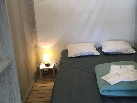 BUNGALOW TOILÉ 4 personnes - ECOLODGE sans sanitaire