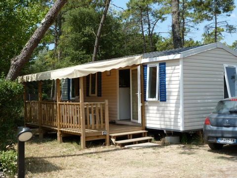 MOBILHOME 6 personnes - TERRASSE SEMI COUVERTE