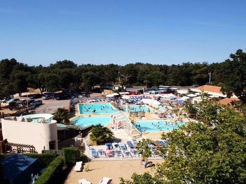 Camping Domaine Les Charmilles  - Camping Charente-Maritime