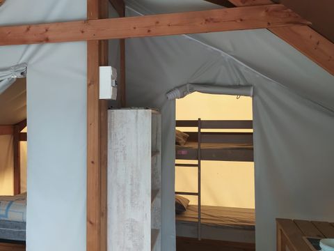 CANVAS AND WOOD TENT 4 people - Ecolodge comfort 21m² (without sanitary facilities)