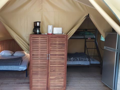 CANVAS AND WOOD TENT 4 people - Lodge on stilts Comfort+ 30m² (without sanitary facilities)