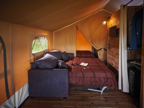 CANVAS AND WOOD TENT 5 people - Lodge on stilts Comfort+ 46m².