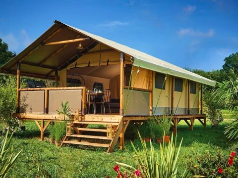 CANVAS AND WOOD TENT 5 people - Premium Lodge 3 Rooms 5 Persons