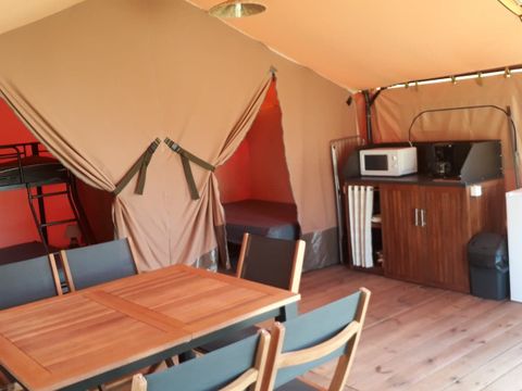 CANVAS AND WOOD TENT 5 people - LODGE (WITHOUT SANITARY FACILITIES)