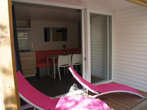 MOBILHOME 4 personnes - Mobil home Premium 32m² 2 chambres + 2 salles de bain + lit 160 + 2 TV + climatisation