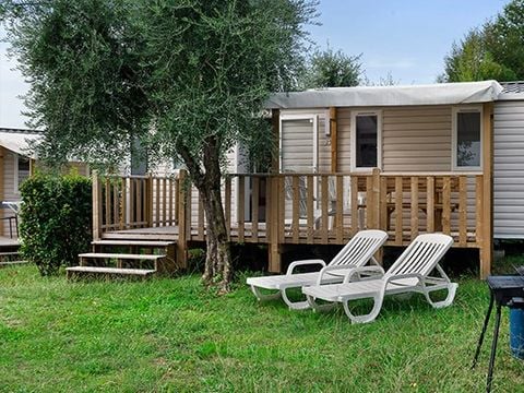 MOBILHOME 4 personnes - Mobil-home | Classic | 2 Ch. | 4 Pers. | Terrasse surélevée | Clim.