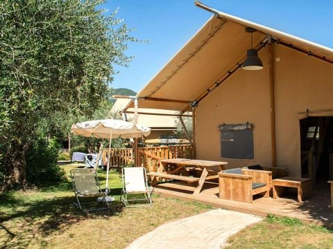 CANVAS AND WOOD TENT 5 people - Safari Lodge