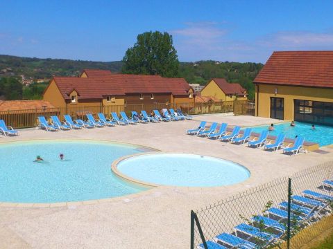 Résidence-Club Odalys Les Côteaux de Sarlat - Camping Dordogne - Image N°2