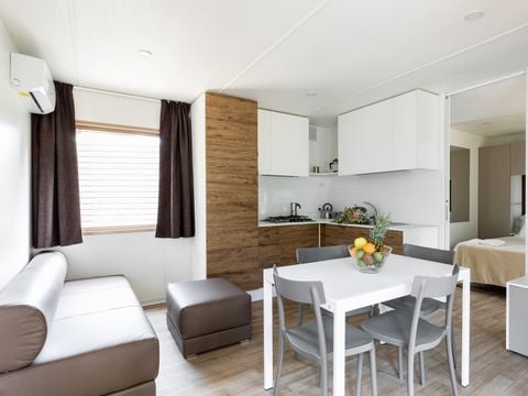 MOBILHOME 6 personnes - Mobil-home | Comfort | 3 Ch. | 6 Pers. | Terrasse surélevée | Clim.