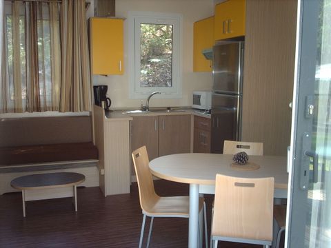 MOBILE HOME 6 people - Comfort mobile home 35m² 3 bedrooms + terrace + towels and sheets + TV