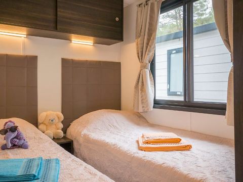 MOBILHOME 6 personnes - Mobil-home | Comfort | 3 Ch. | 6 Pers. | Terrasse surélevée | Clim.