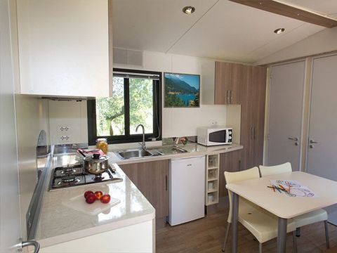 MOBILHOME 6 personnes - Mobil-home | Comfort XL | 2 Ch. | 4/6 Pers. | Terrasse surélevée | Clim.