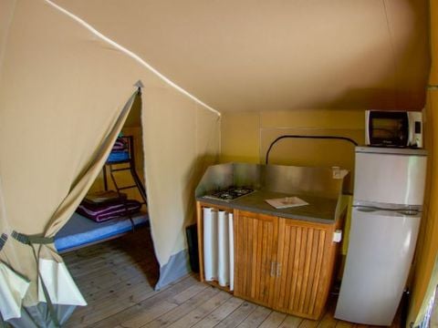 CANVAS AND WOOD TENT 5 people - Gourdon Lodge (without sanitary facilities)