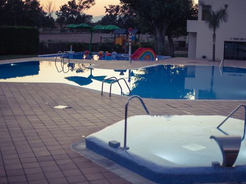 Camping Sènia El Riu - Camping Girona