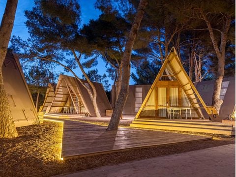 TENTE TOILE ET BOIS 4 personnes - Glamping Kentia