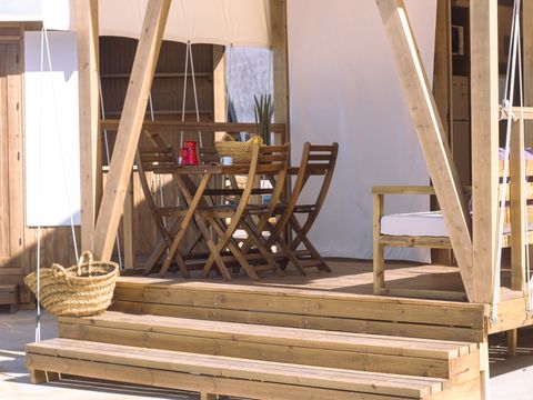 TENTE TOILE ET BOIS 4 personnes - Glamping